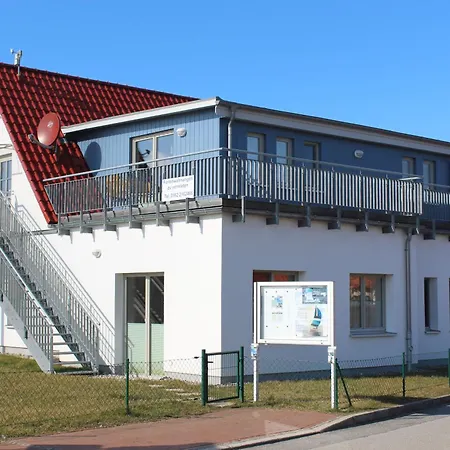 아파트 Lee - Direkt Am Salzhaff 레리크